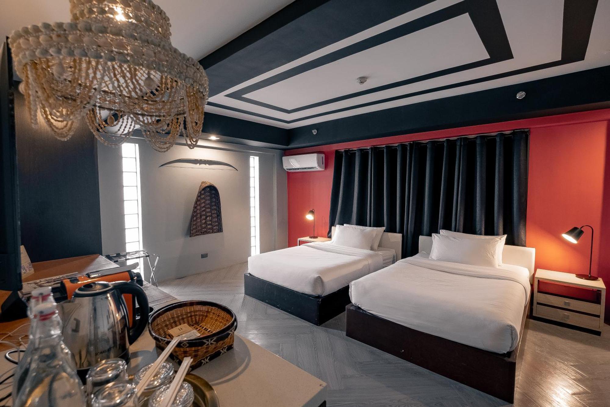 Havitat Boutique Hotel Makati City Exterior photo